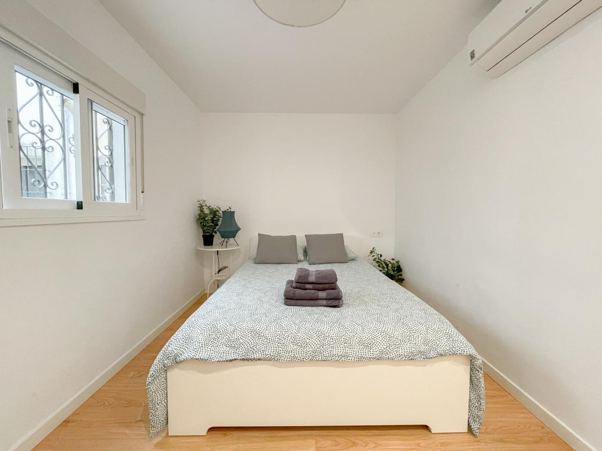 Moderno Apartamento Plz De La Merced Malaga Exterior photo